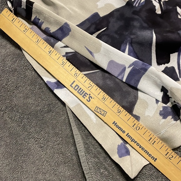 NIC + ZOE Women’s Size L Tunic: one button front, 3/4 sleeve. Blue Multicolor - Picture 8 of 14